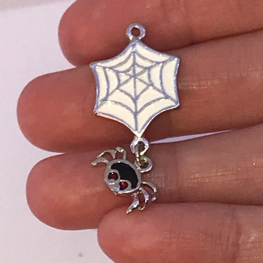 Silver Spider Web With Spider Dangle Pendant 24$